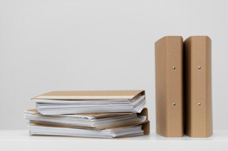 Envelopes plásticos para armazenamento de documentos: organização e proteção